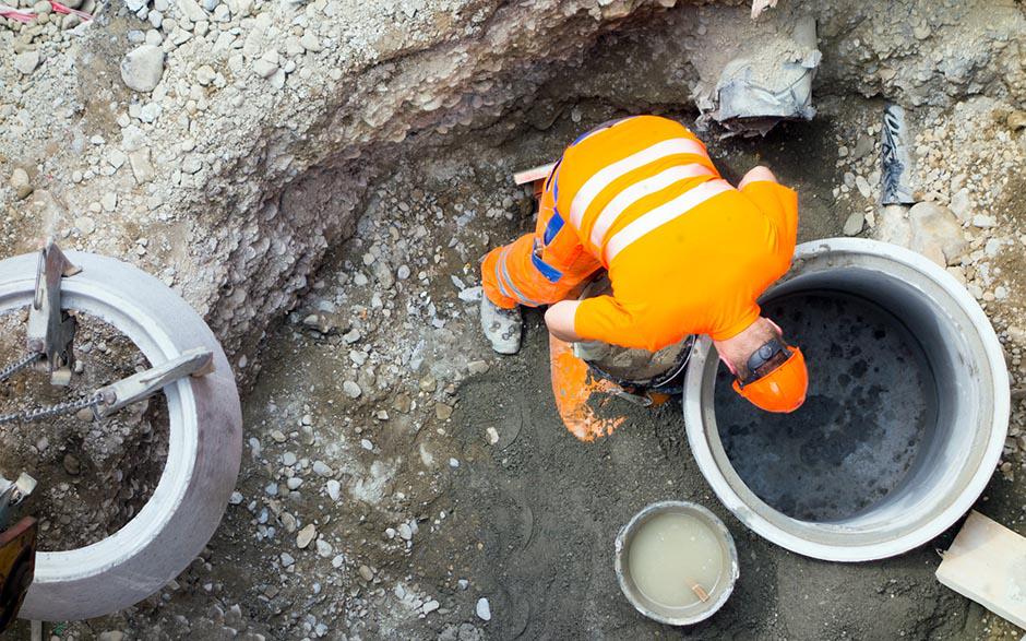  comment déboucher les toilettes Paris 11